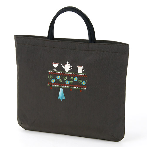 ATSUKO MATANO 刺繍バッグ 食器棚 ブラウン - 画像1