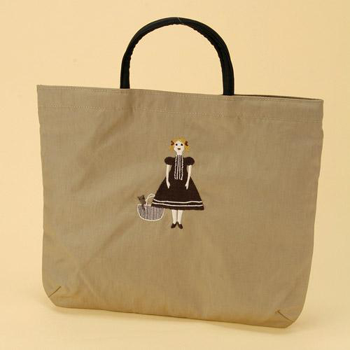 ATSUKO MATANO 刺繍バッグ ドール モカ - 画像1