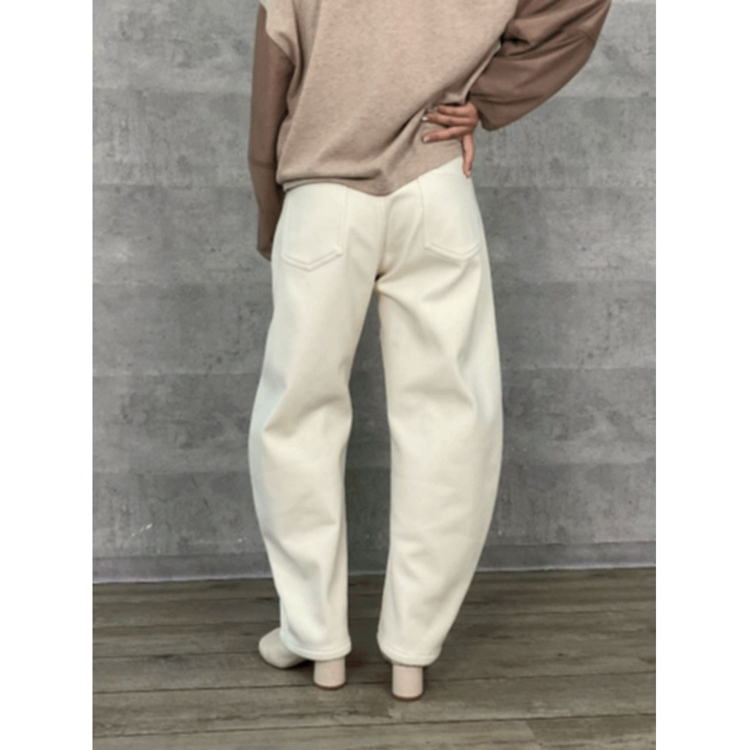 【Insta Live】Anna Kerry 裏起毛モロッコデニムパンツ ホワイト - 画像3