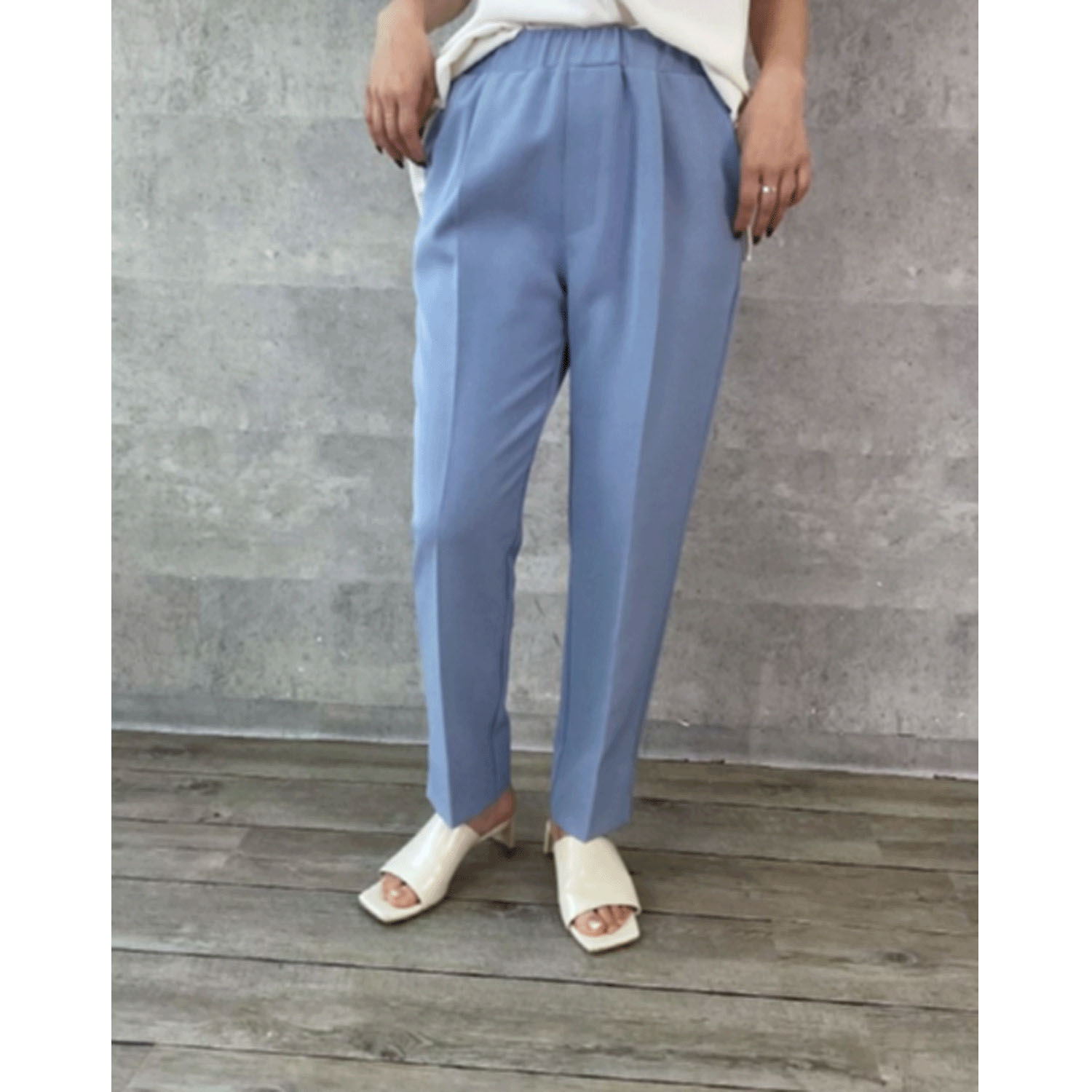 【Insta Live】Anna Kerry テーパードパンツ