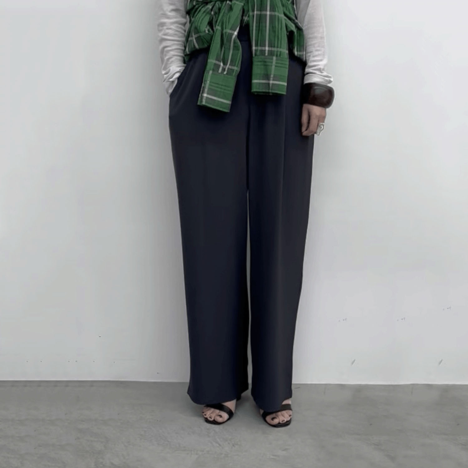 cloche イージーパンツ