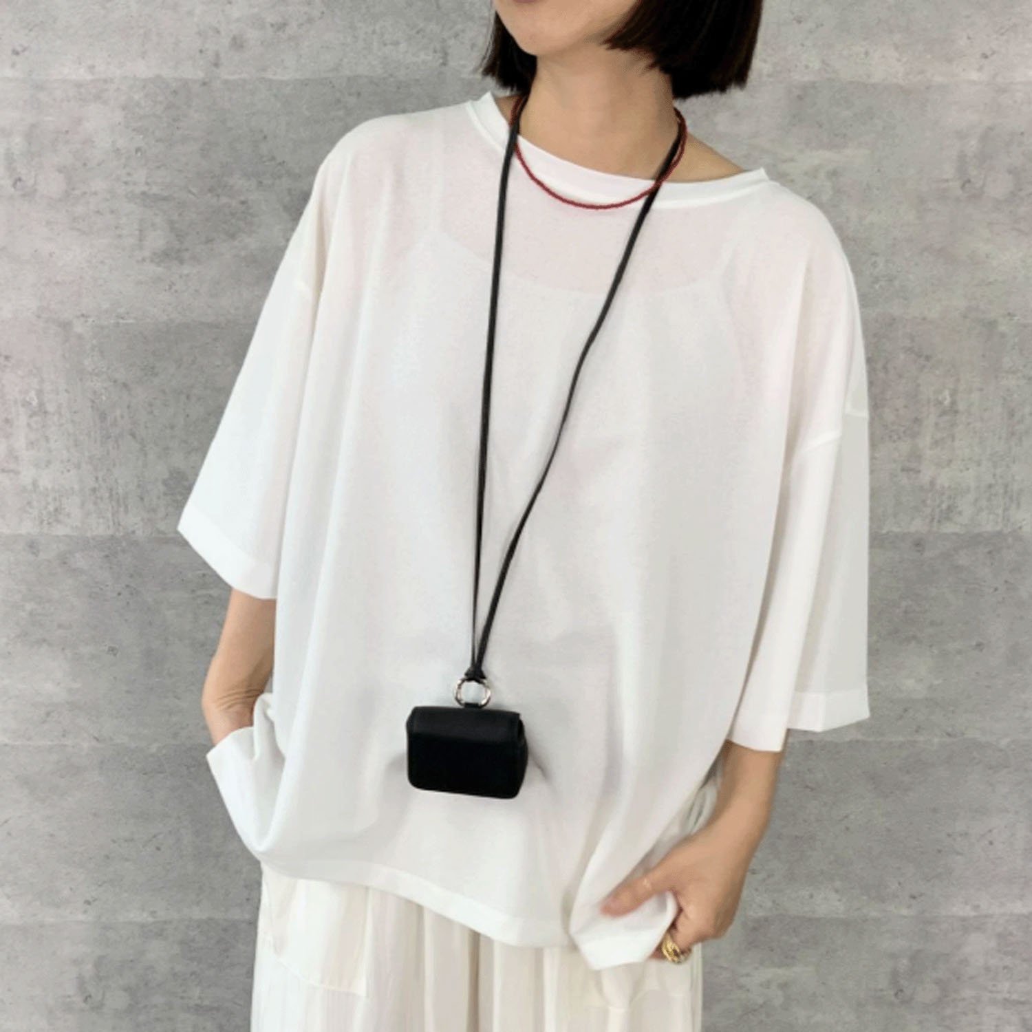 Anna Kerry ドライタッチルーズTシャツ - 画像1