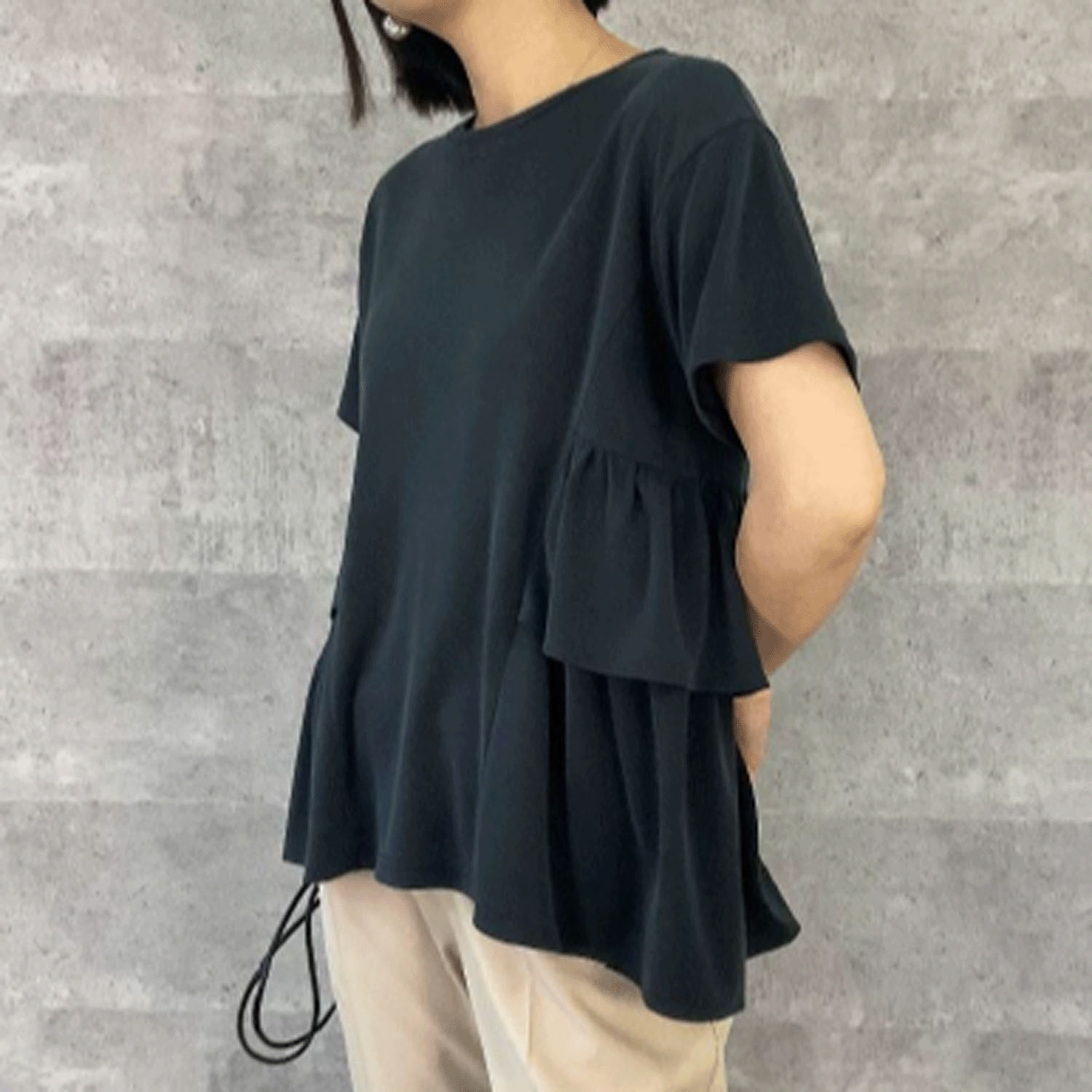 Anna Kerry モダールペプラムトップス