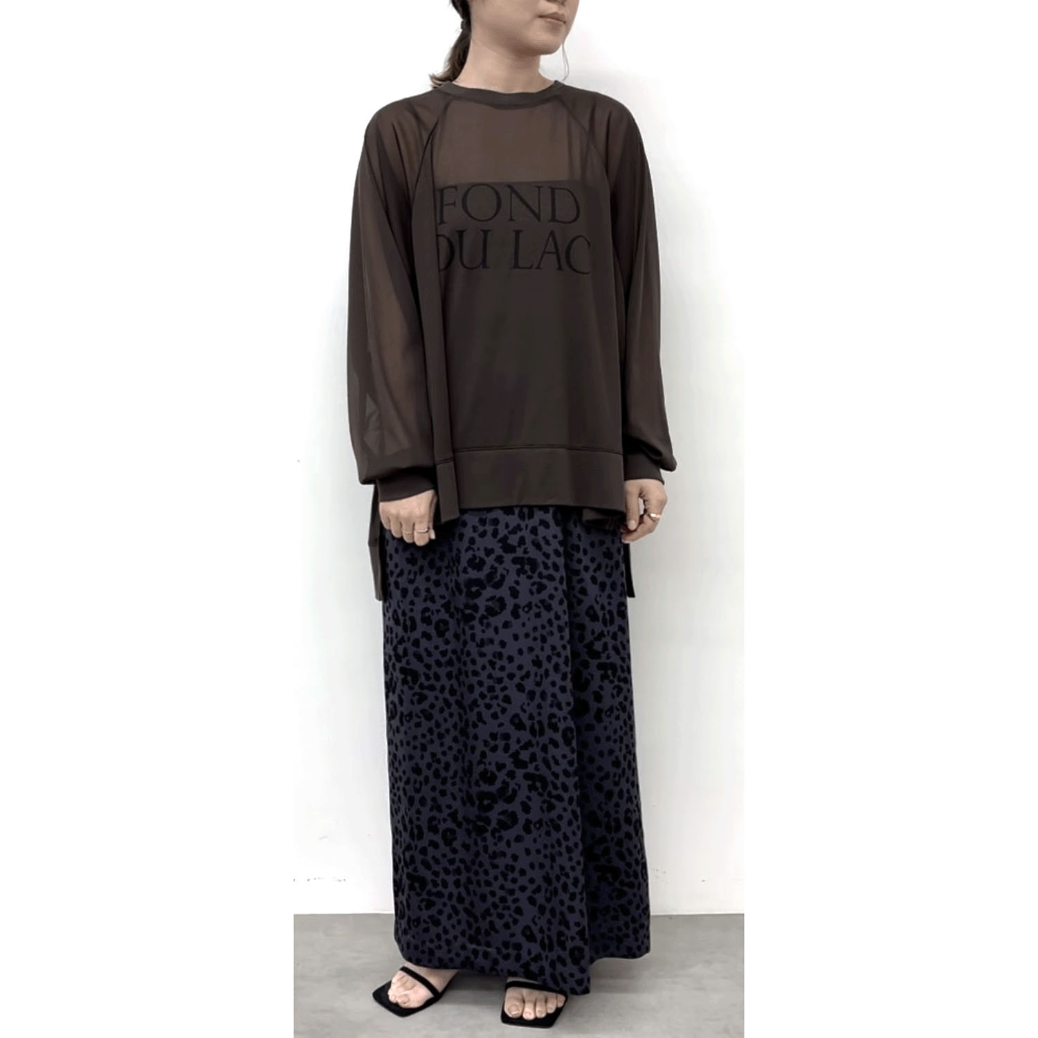 CLOCHE ドルマンロゴトップス - 画像4