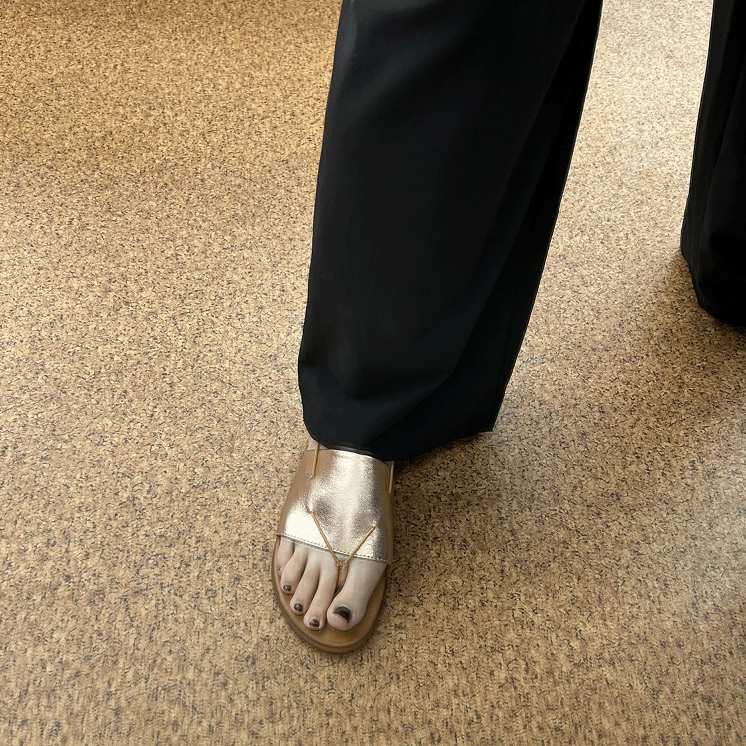 BARI トングサンダル - 画像6