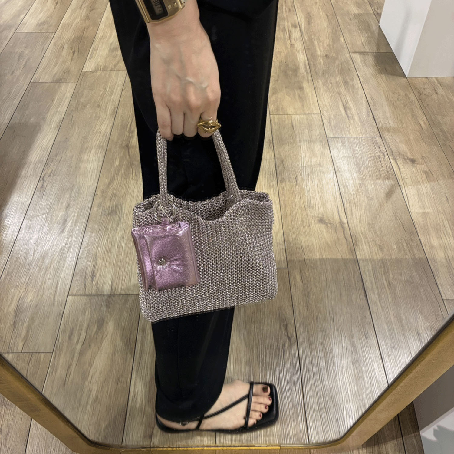 cachecache イヤホンポーチ付ラメ糸ミニバッグ - 画像5