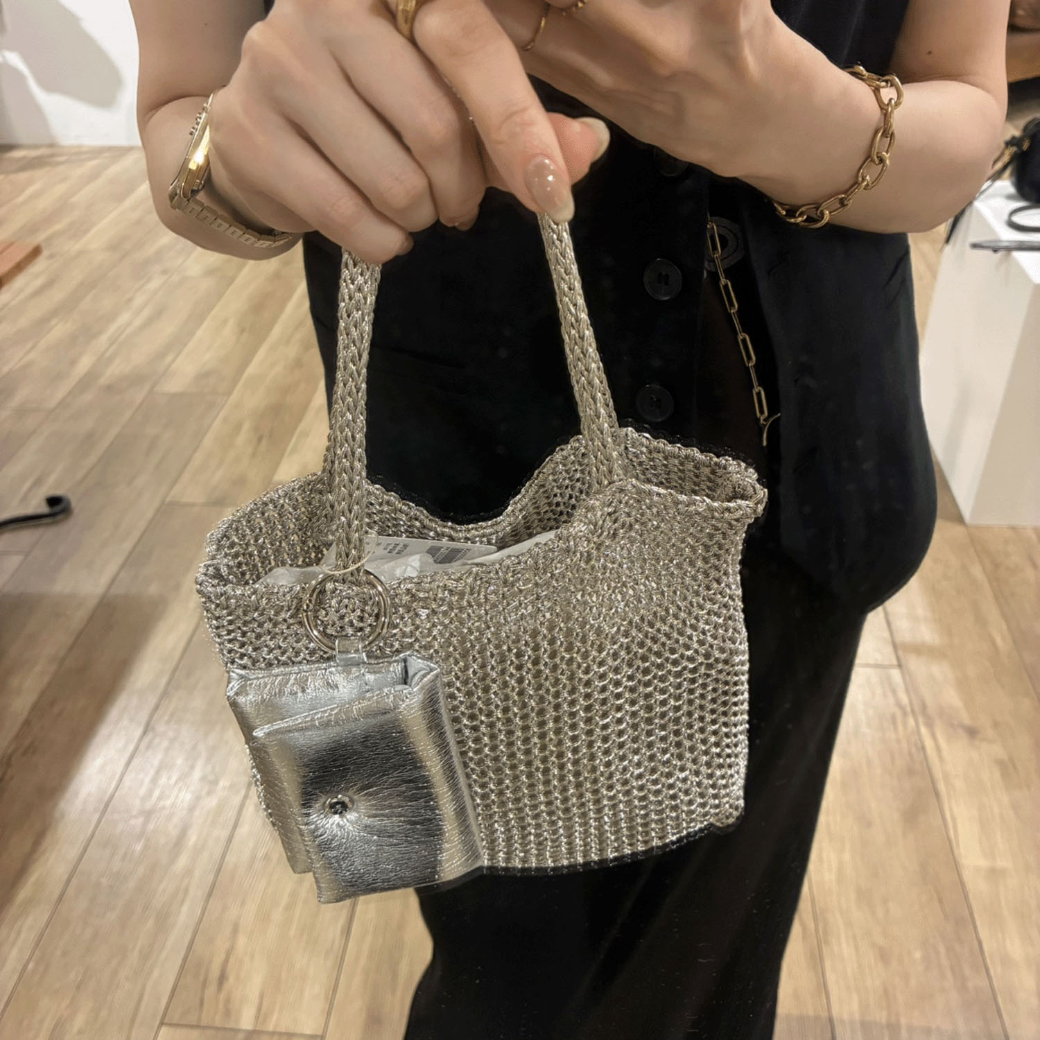 cachecache イヤホンポーチ付ラメ糸ミニバッグ - 画像7