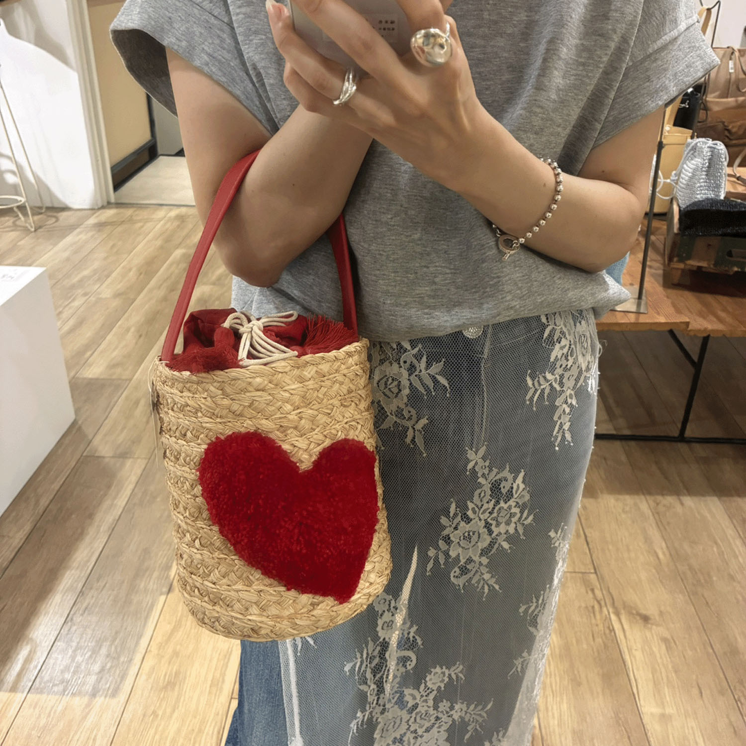 cachecache ハート付ラフィアバケットトート
