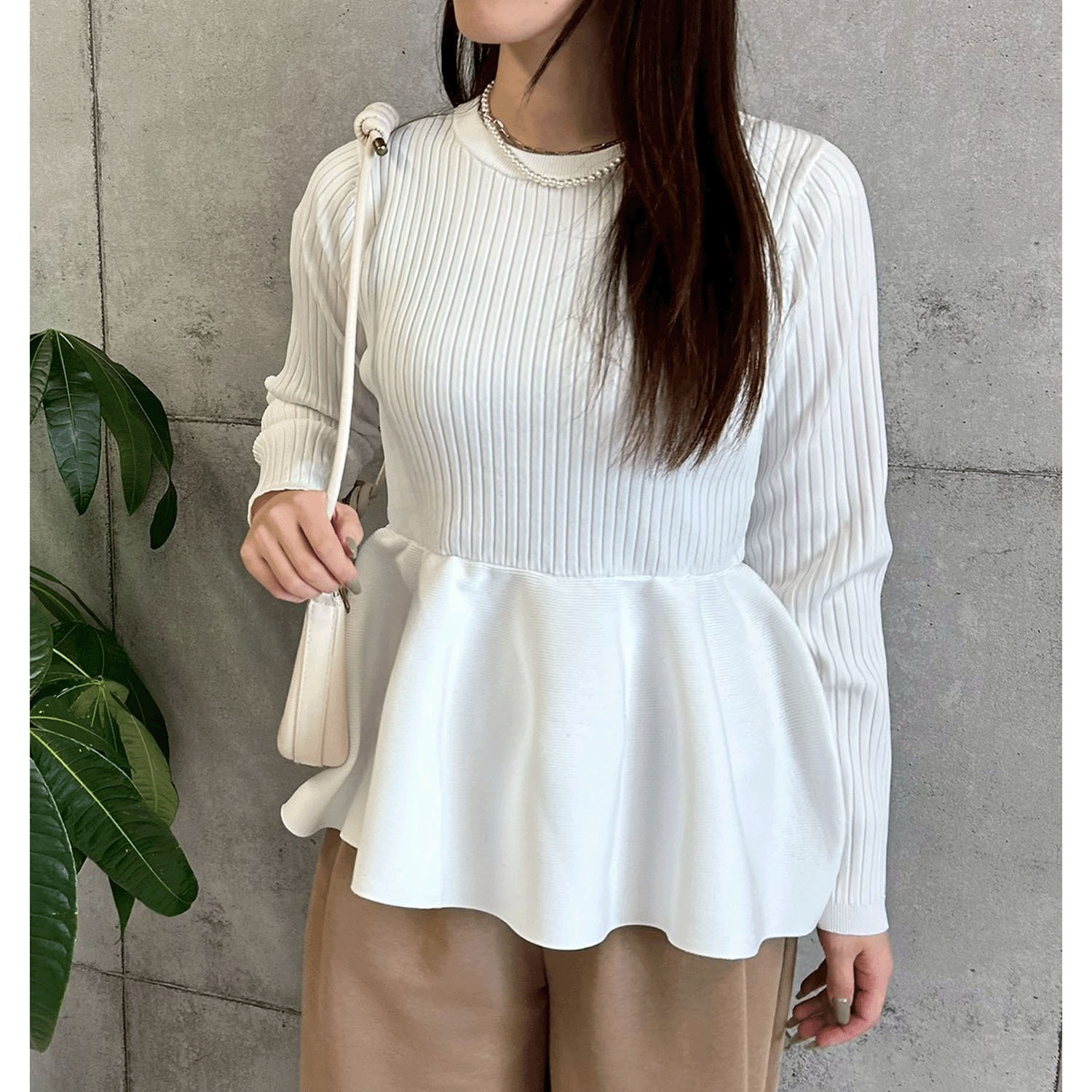 ROSIEE 裾ペプラムKnit - 画像1