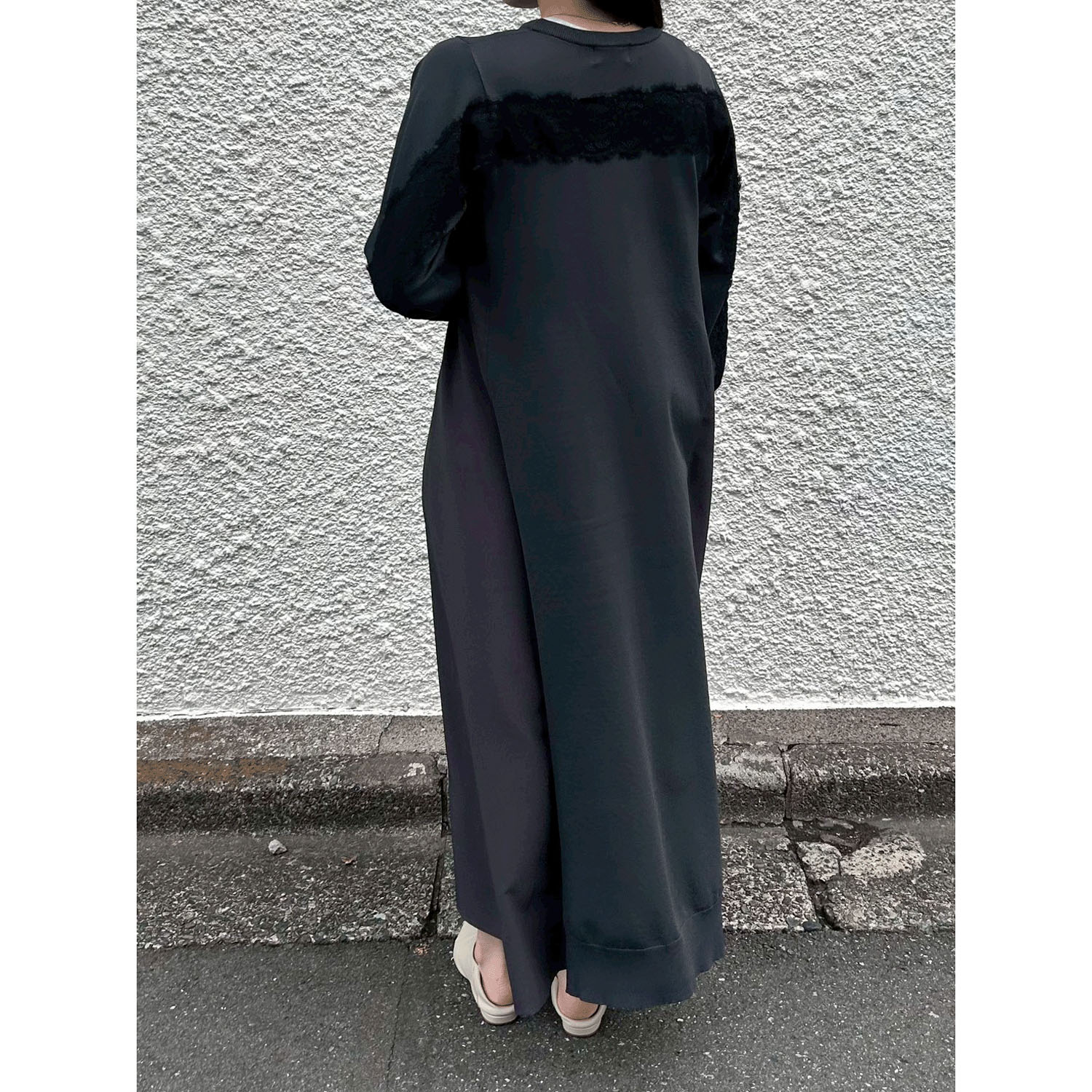 【Insta Live】ROSIEE 後レースライン布帛ニットワンピース - 画像7