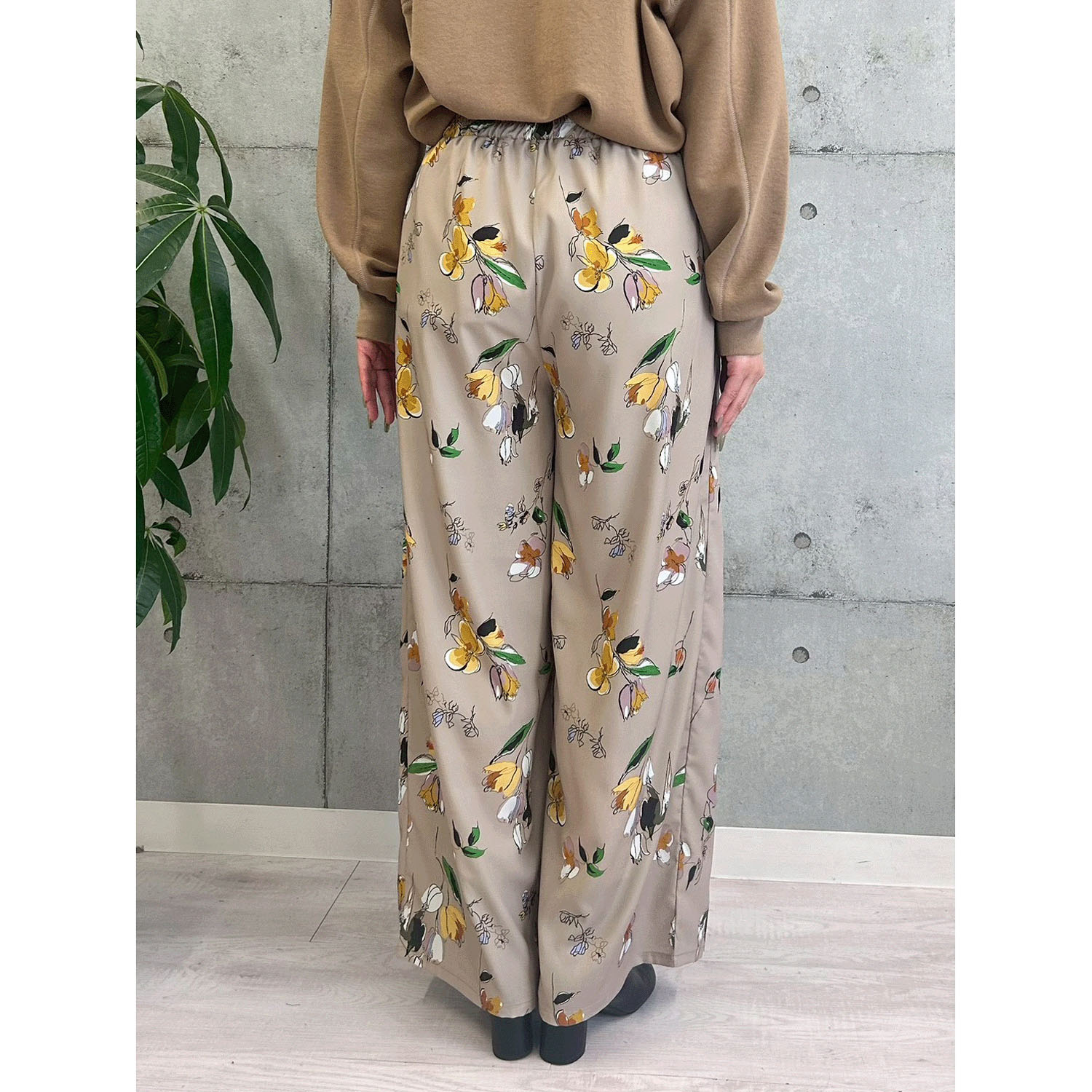 ROSIEE ニュアンス花柄イージーパンツ - 画像15