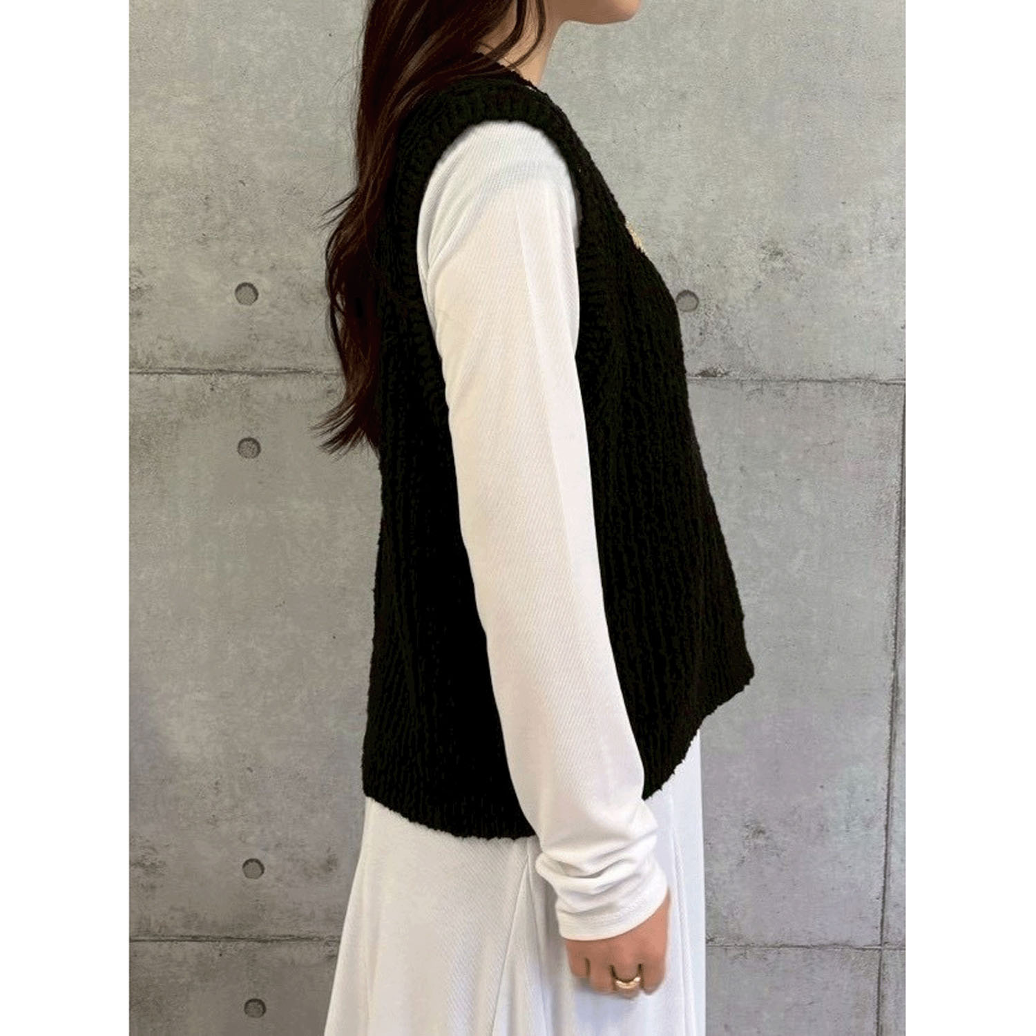 ROSIEE ハート刺繍スラブニットベスト - 画像15