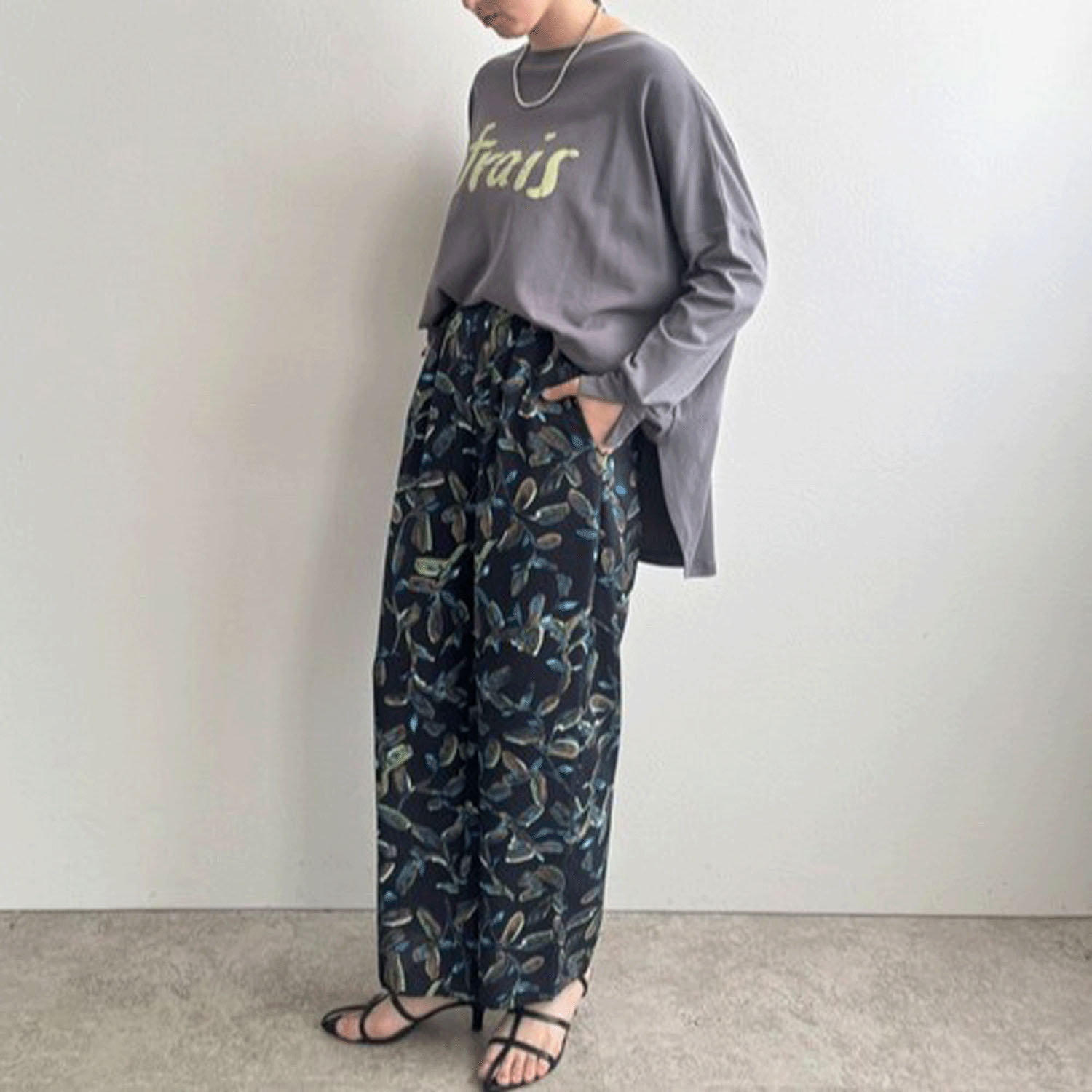 LHELBIE ハンドロゴポンチョロンT - 画像13