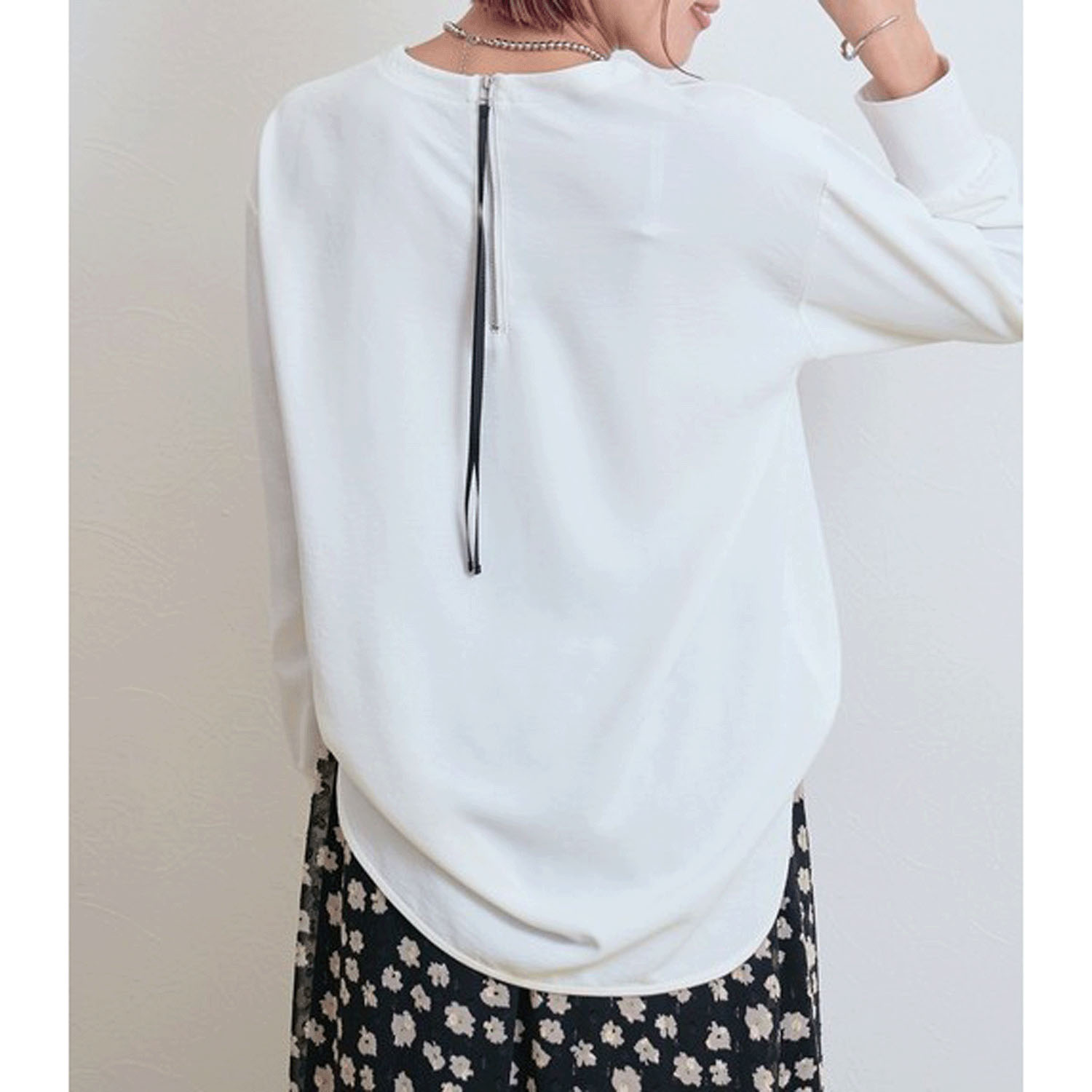 LHELBIE ブラウスロゴロンT - 画像4