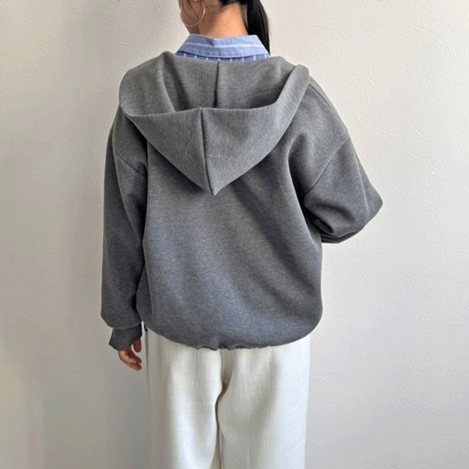 LHELBIE パールロゴジップパーカー - 画像7