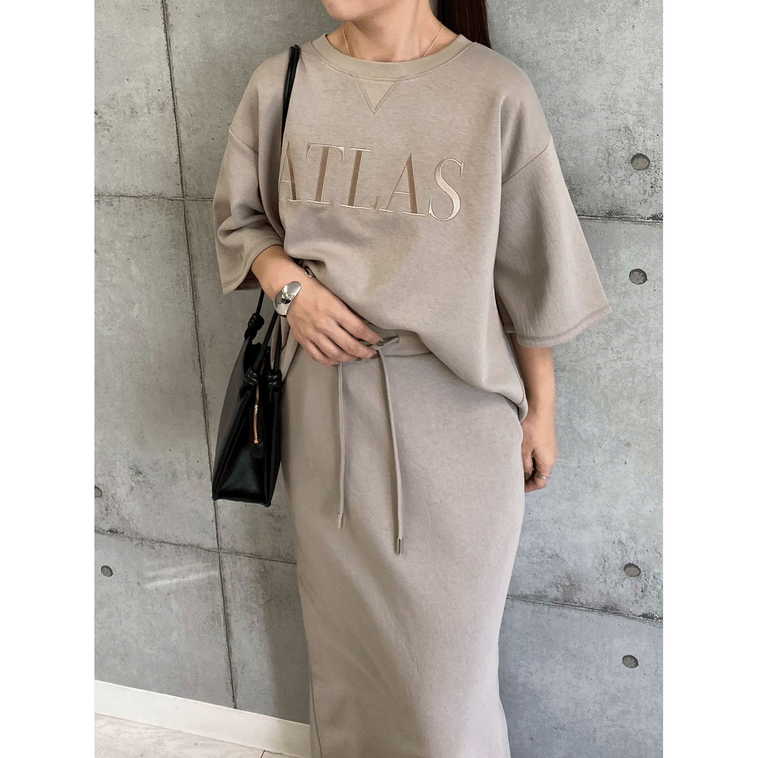 ROSIEE ロゴ刺繍5分袖トップス - 画像12