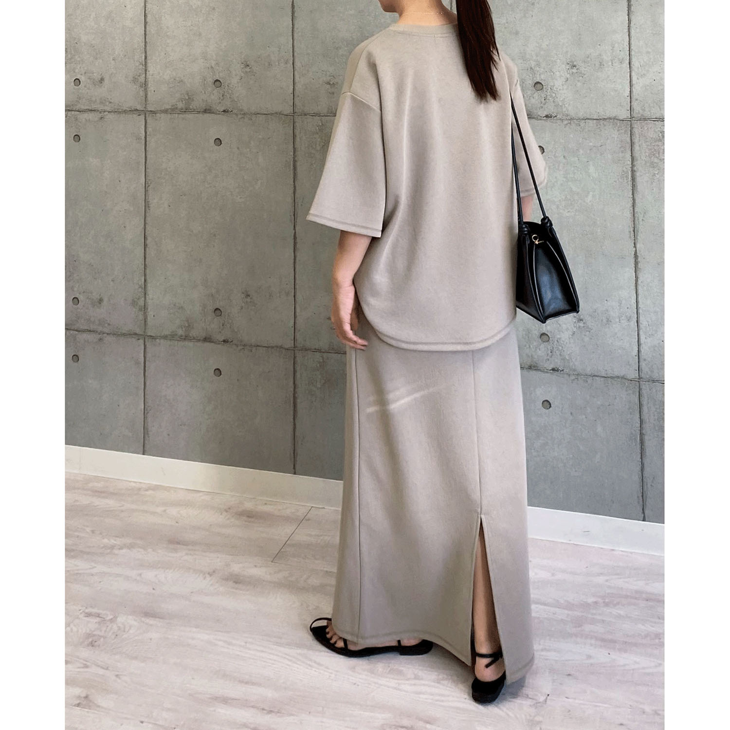 ROSIEE ロゴ刺繍5分袖トップス - 画像17