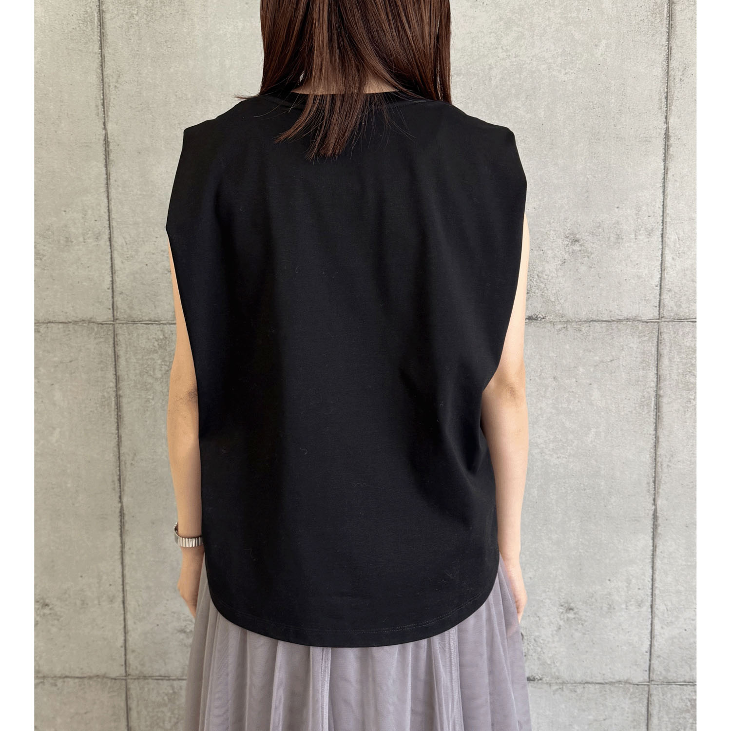 ROSIEE 星ビジューノースリーブTシャツ - 画像17