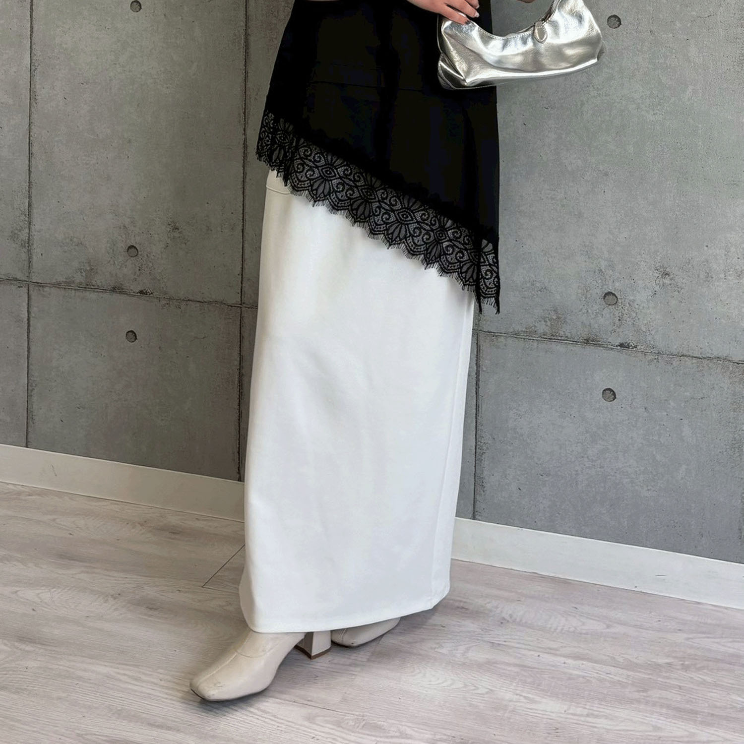 ROSIEE ソフトな風合いリブスカート