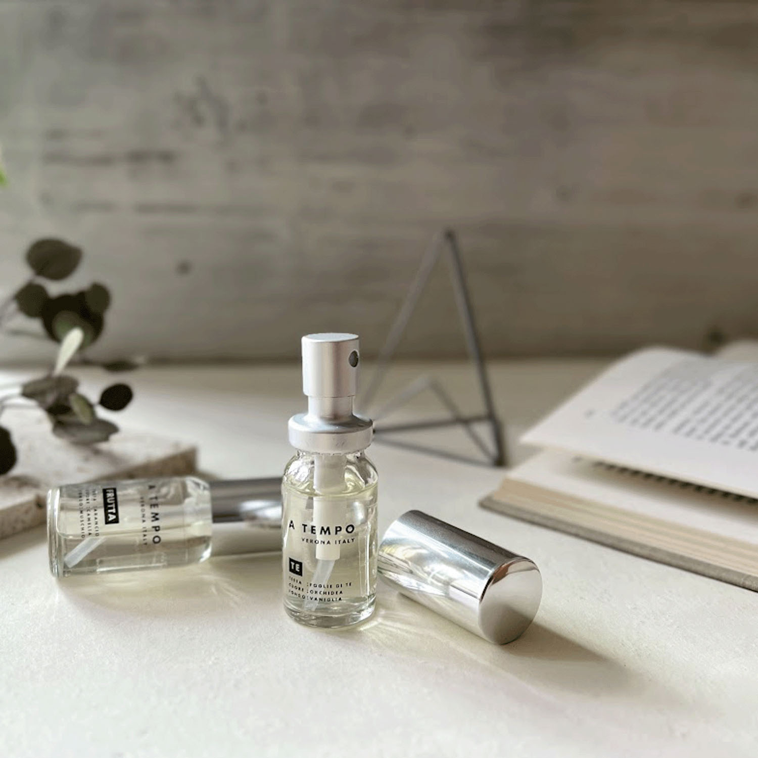 カルバリン ア・テンポ オード トワレ - 画像1