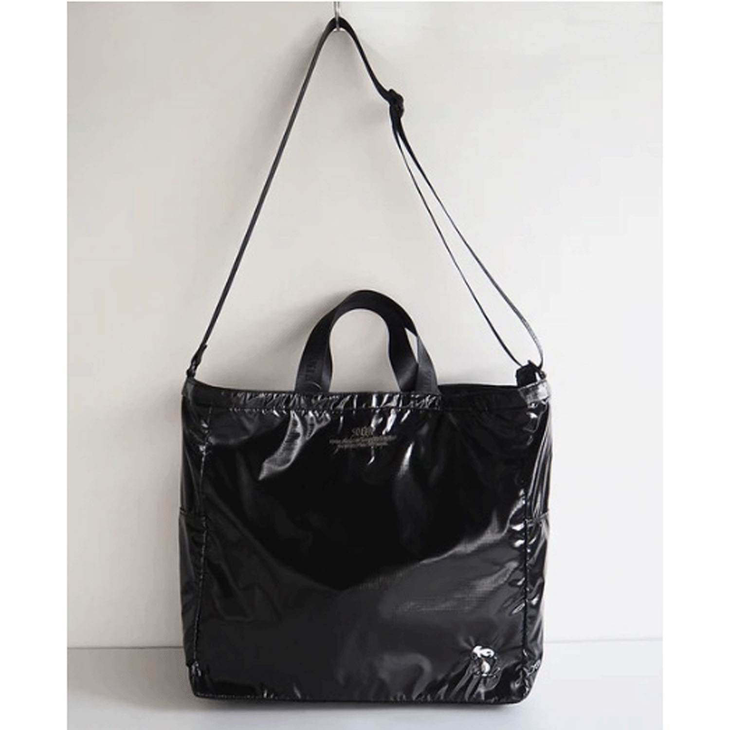 スヌーピー SOLEIL 撥水トートL （PEANUTS） BLACK