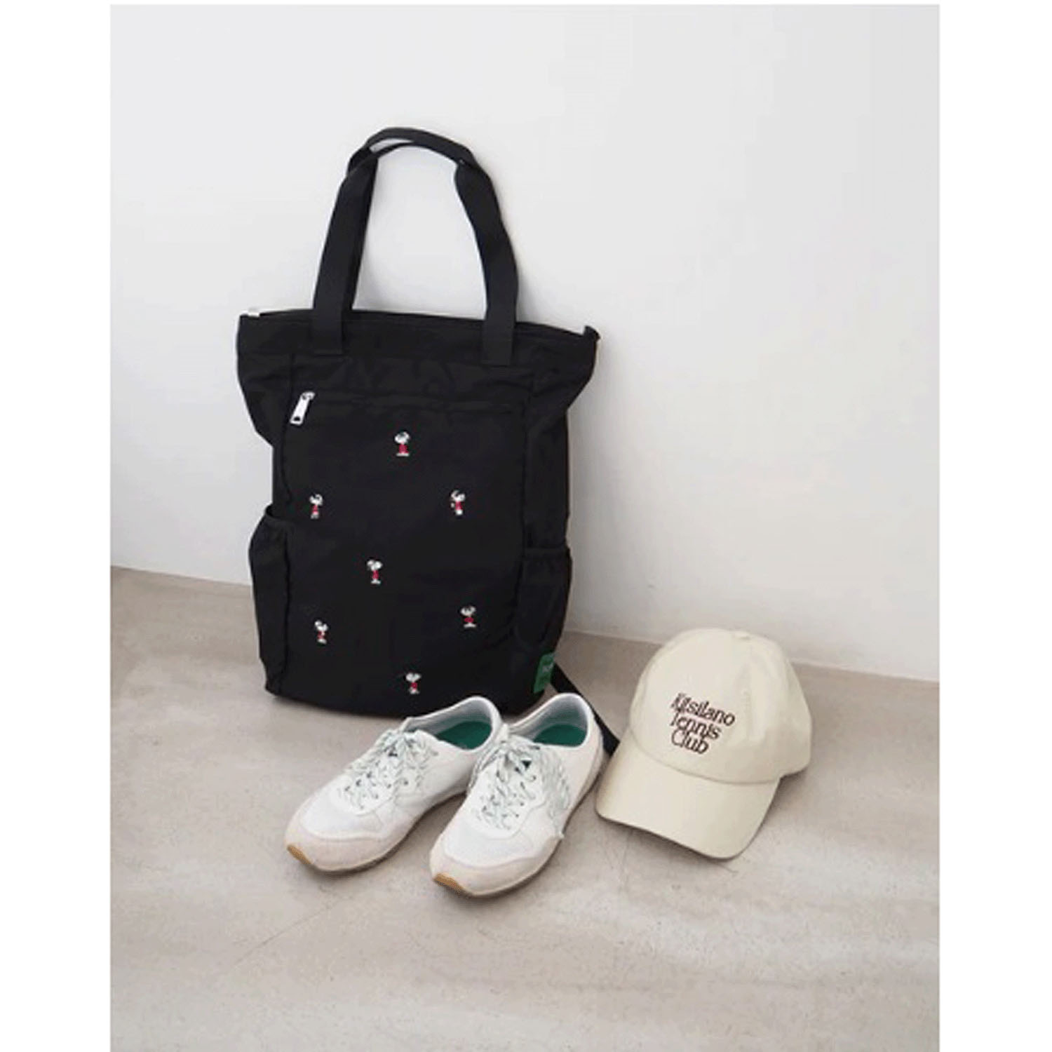 スヌーピー（PEANUTS） SOLEILポケッタブル2WAYリュック BLACK - 画像4