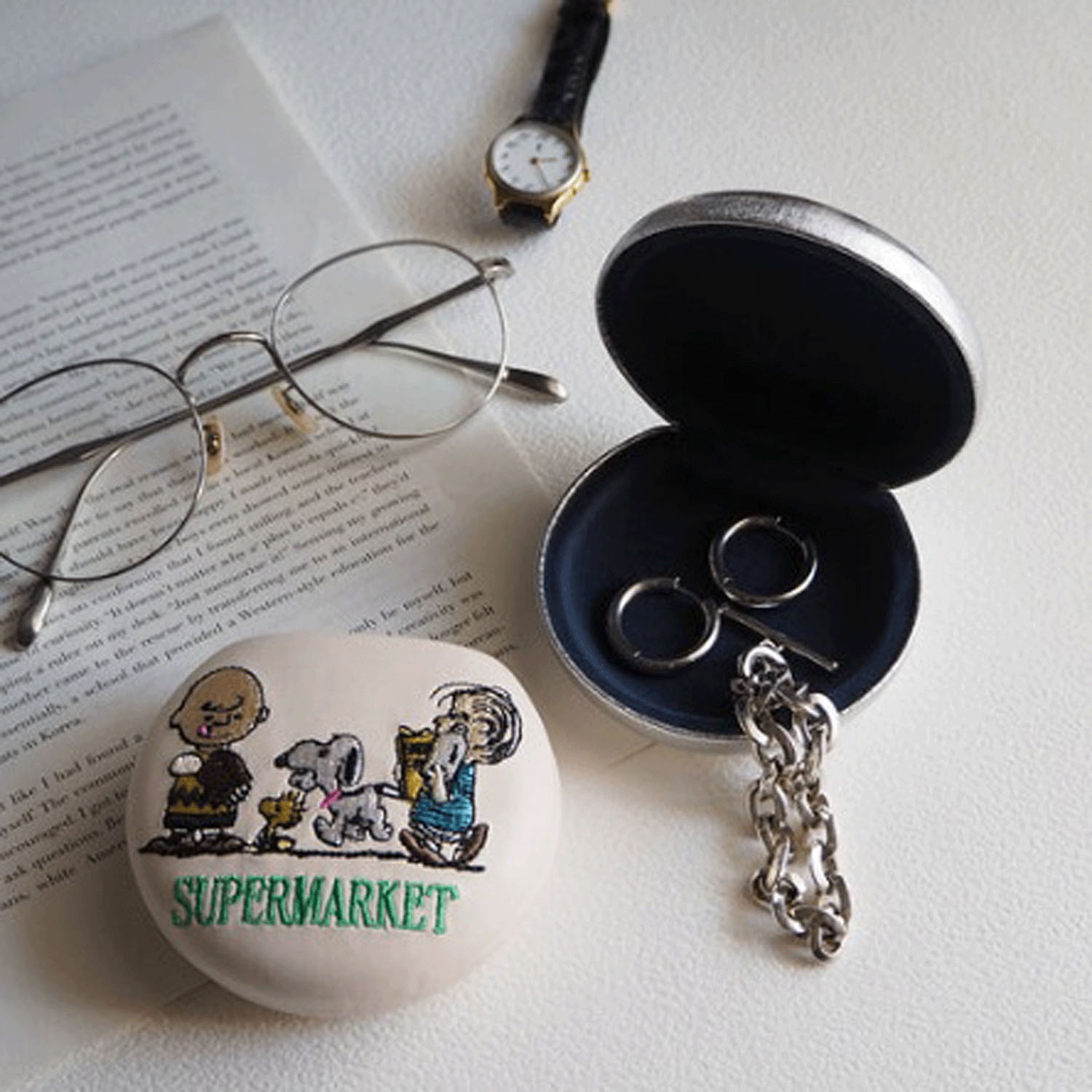 スヌーピー マルチケースラウンド （PEANUTS） IVORY - 画像3