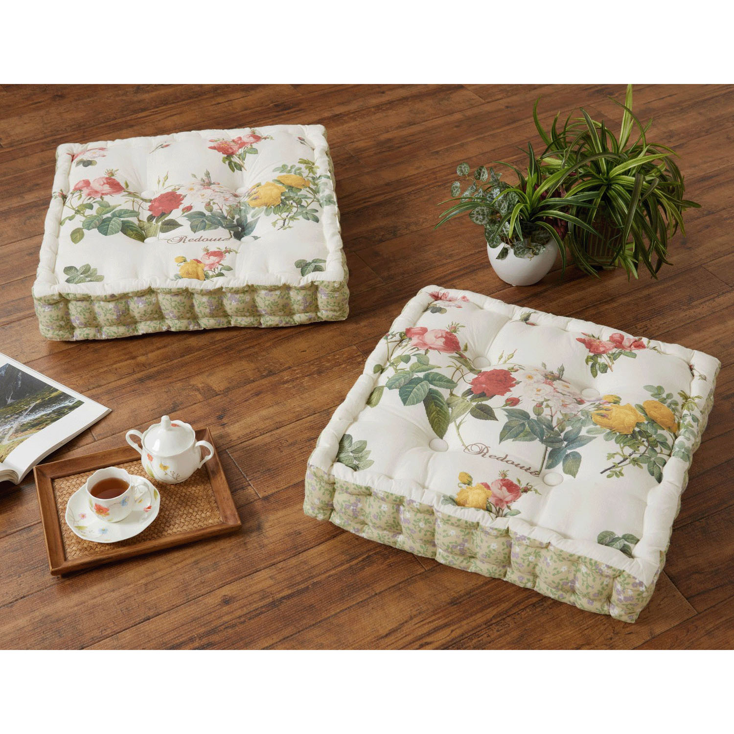 ボリュームクッション・持ち手付き ソニア - 画像1