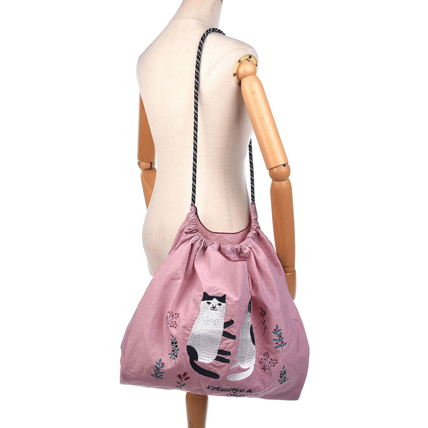 撥水加工刺繍ワッシャーバッグ L なごなごさん柄 - 画像22