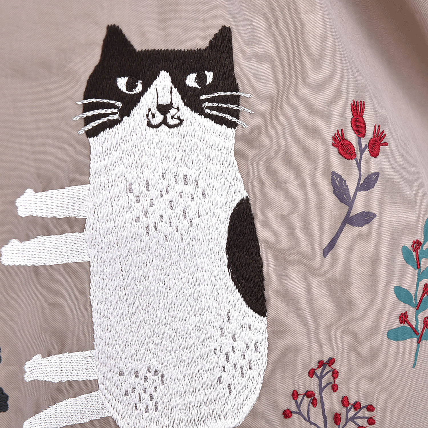 撥水加工刺繍ワッシャーバッグ L なごなごさん柄 - 画像6