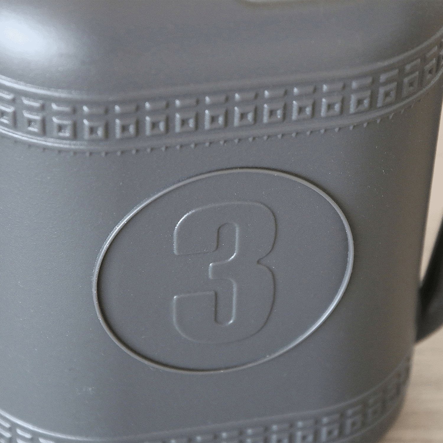 プラスチックジョーロ 3L グレー - 画像2