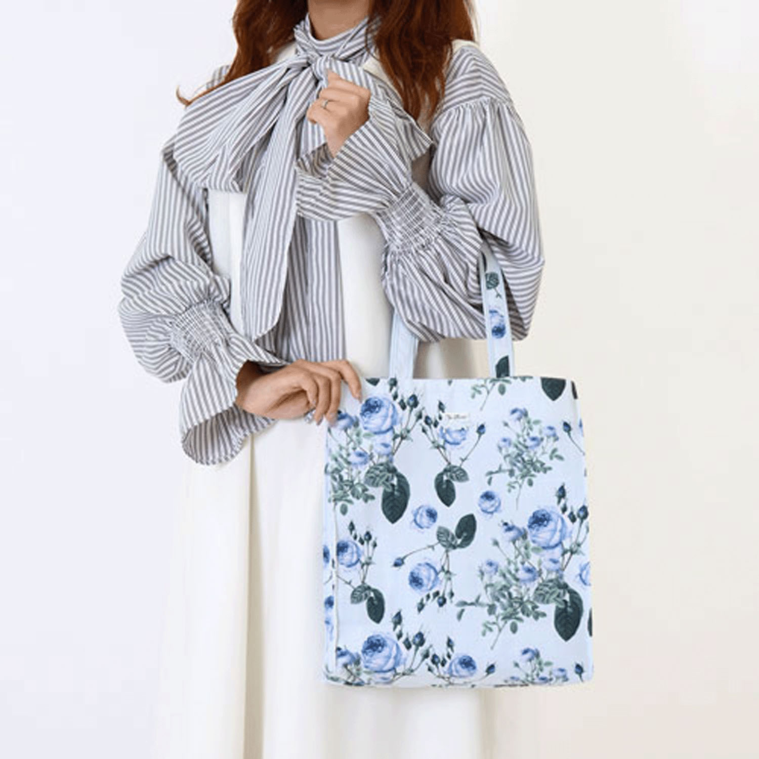 ブルーローズ A4トートバッグ - 画像4