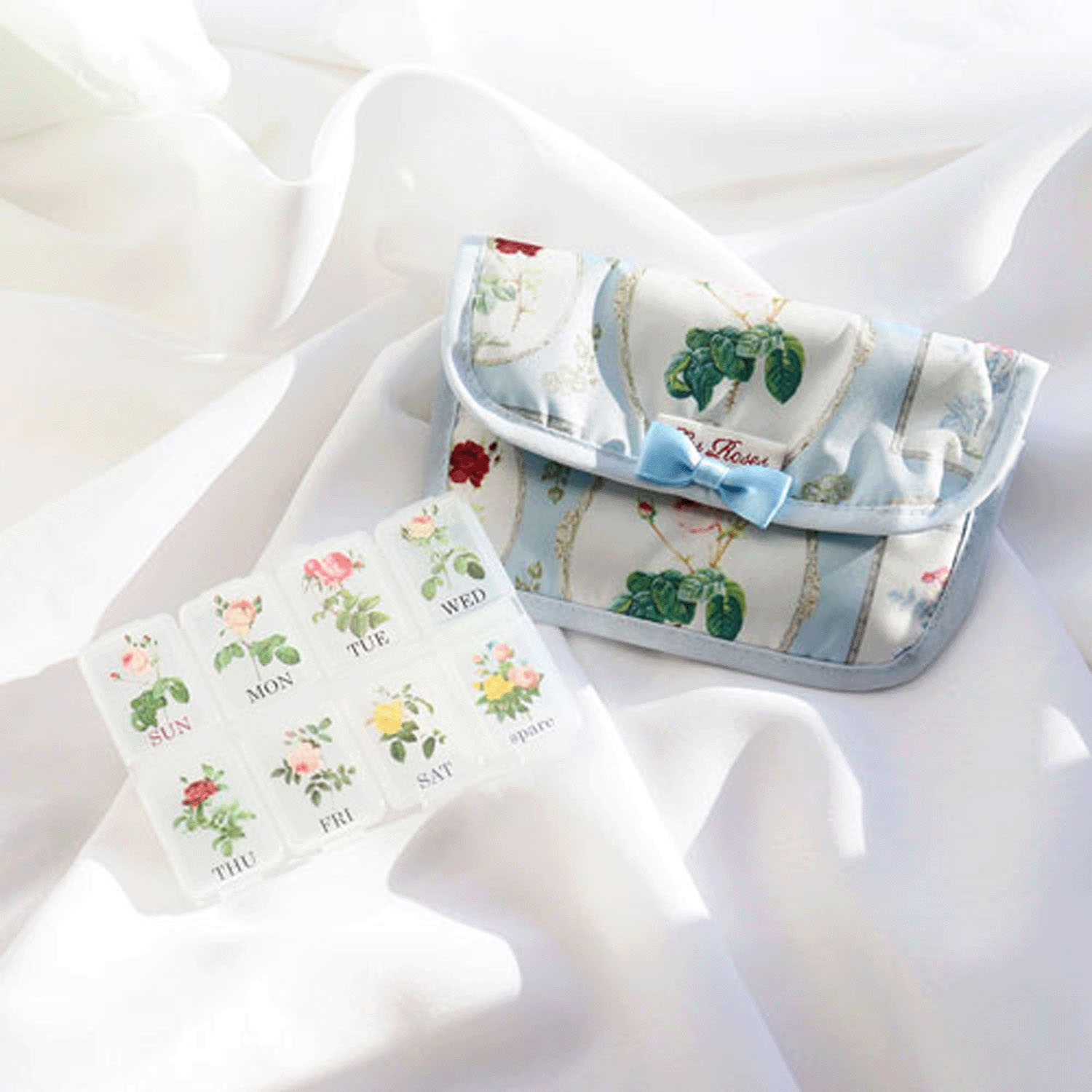 ルドゥーテ フレーム柄リボン付きピルポーチ - 画像2