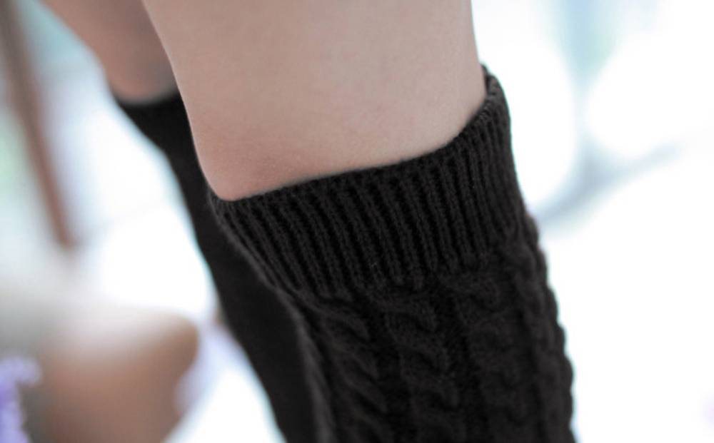 レッグウォーマー ニット ロング丈 ケーブル編み 暖かい 秋冬 可愛い 防寒 冷え  ブラック - 画像2